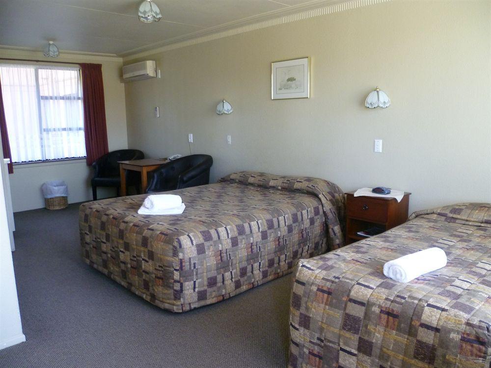 Colonial Lodge Motel Оамару Экстерьер фото
